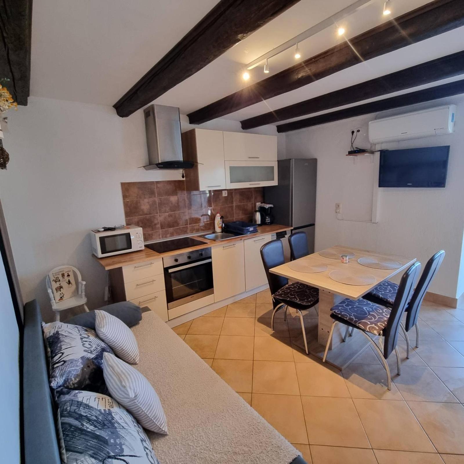 Apartmani Gero Lopar Extérieur photo